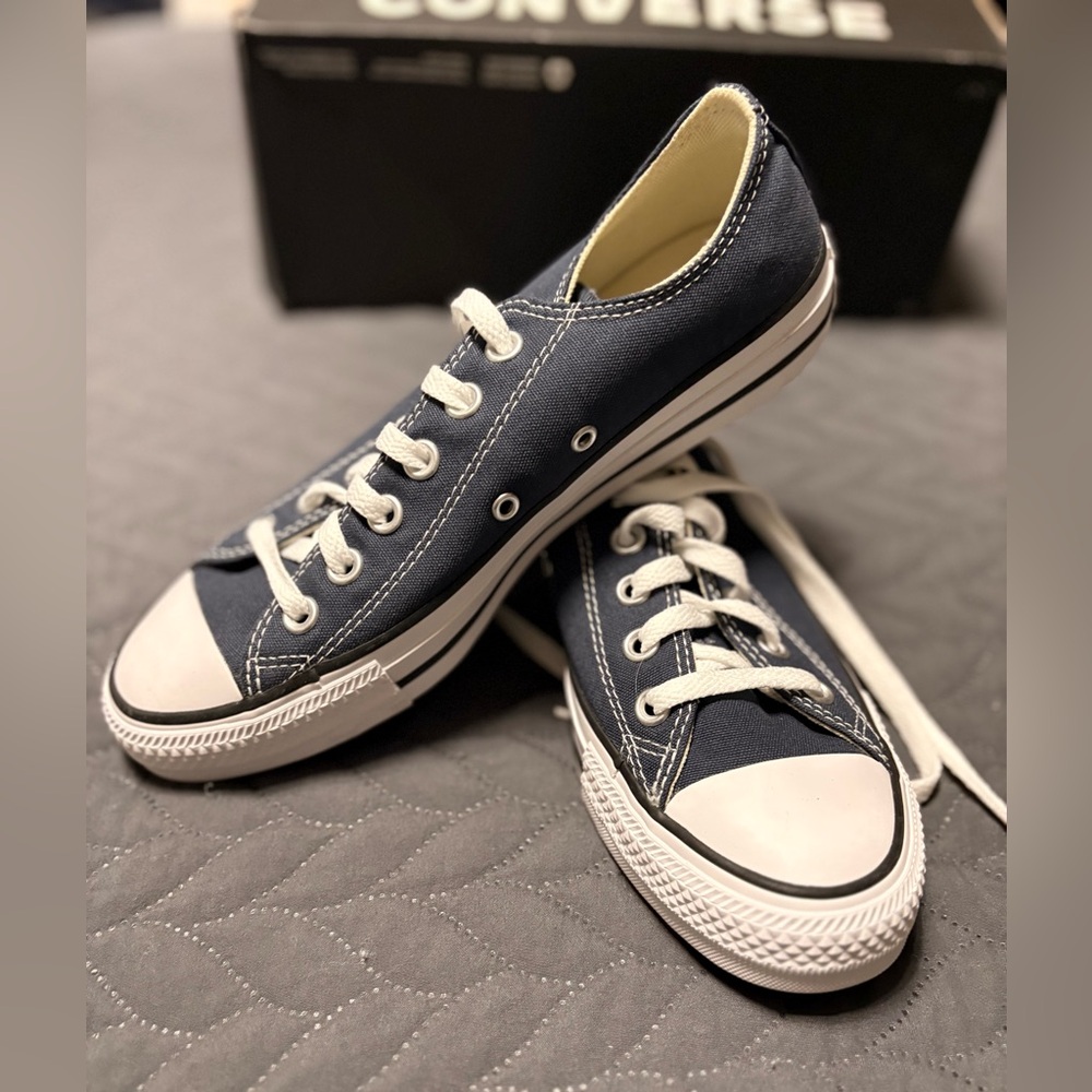 NEW Converse Chuck Taylor All Star Navy Canvas White M9697C Women’s 8 Men's 6